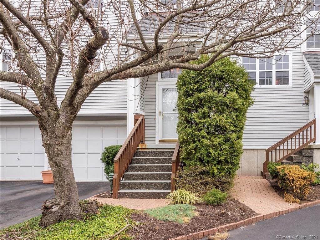 509 Foxboro Drive - Photo 1