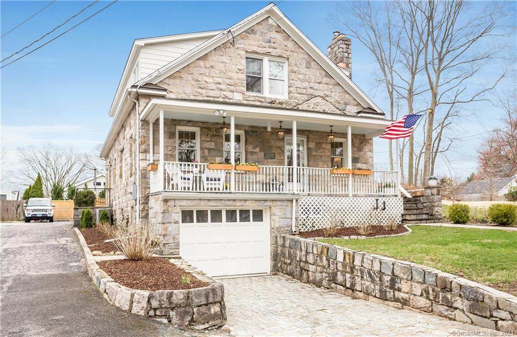 88 Hecker Avenue - Photo 1