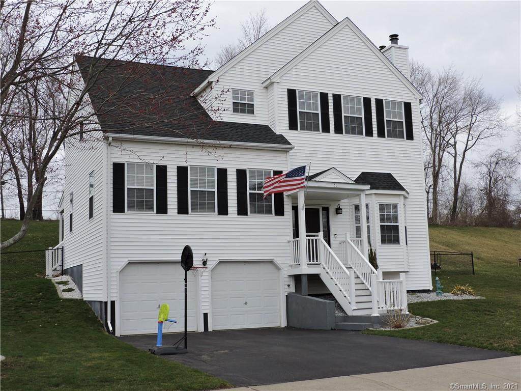 51 Nutmeg Court - Photo 1