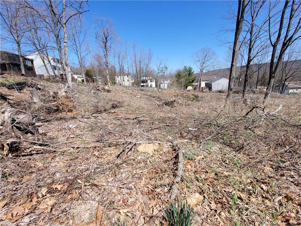 180 Carey Avenue - Photo 1
