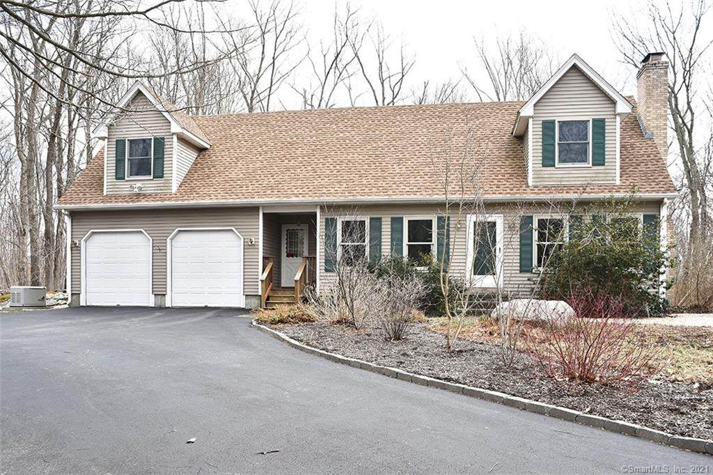 107 Forsyth Road - Photo 1