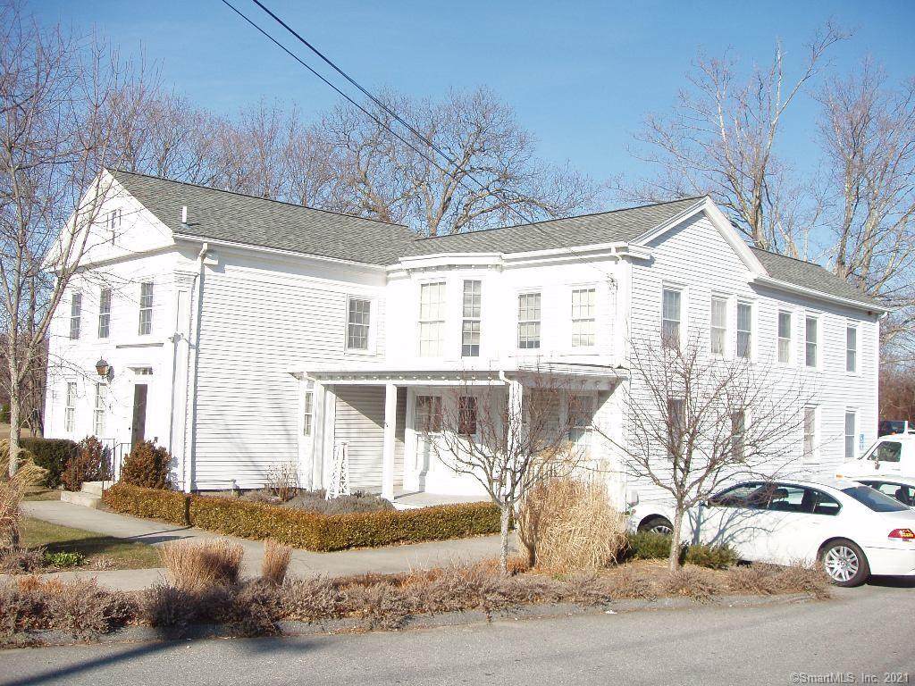 4 Fort Hill Road - Photo 1