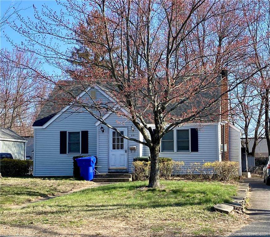 201 Goodwin Street - Photo 1