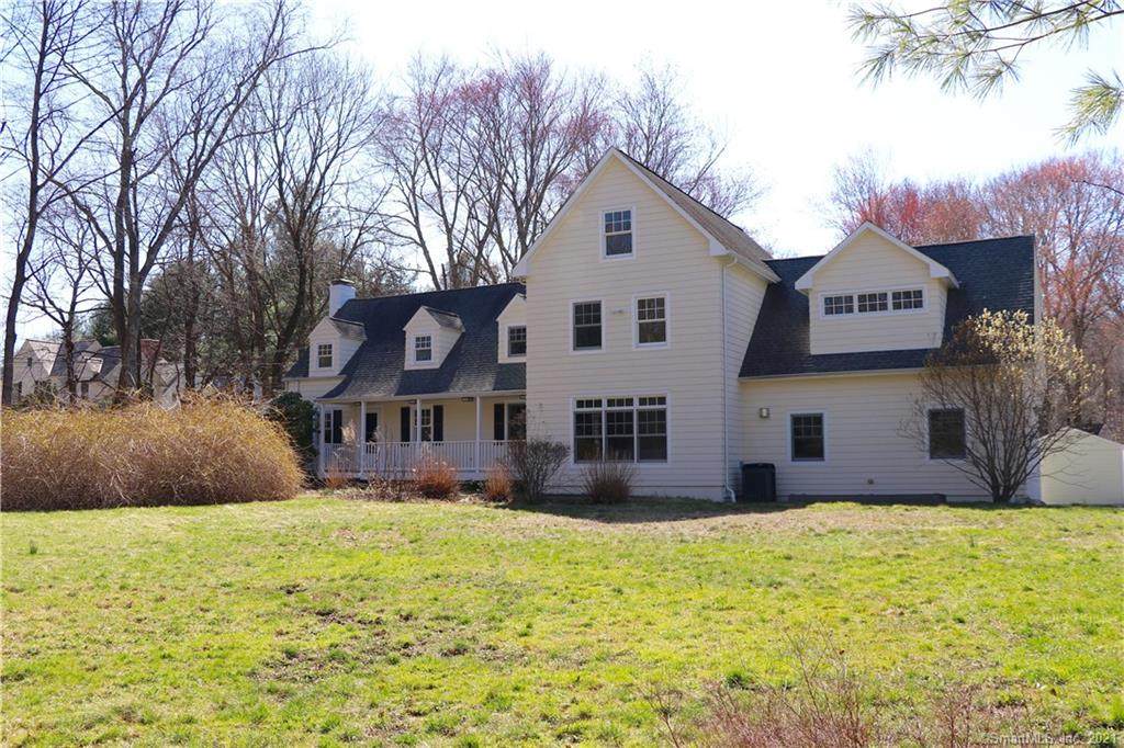 262 Newtown Turnpike - Photo 1