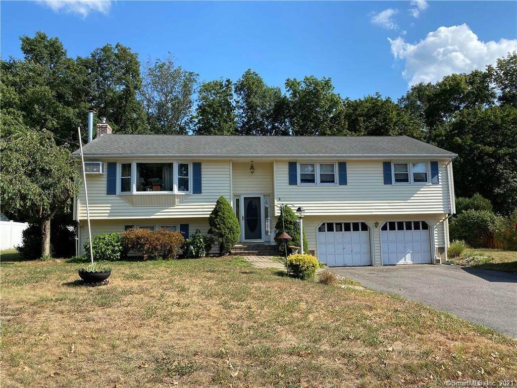 104 Gordon Drive - Photo 1