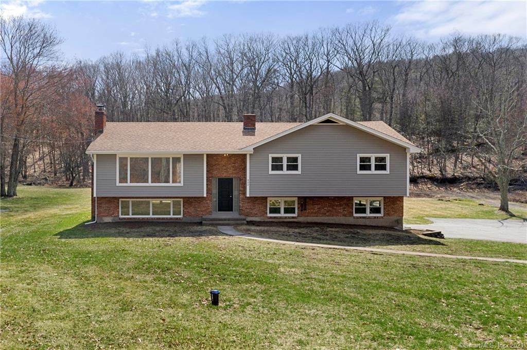 402 Ash Swamp Road - Photo 1