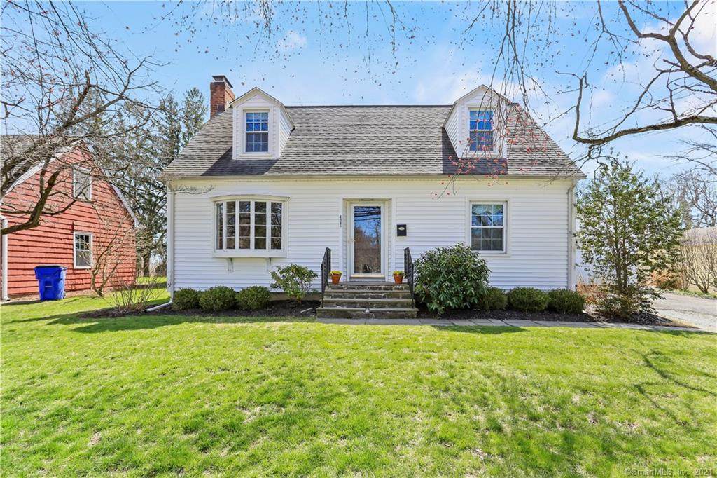 427 Fairfield Woods Road - Photo 1