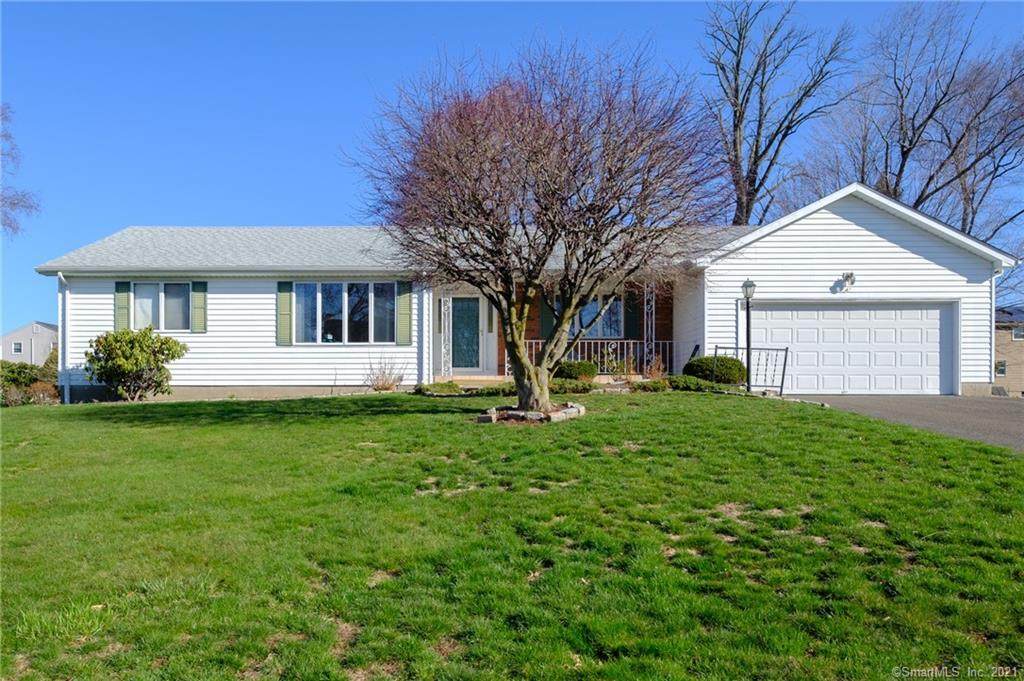 42 Angela Drive - Photo 1