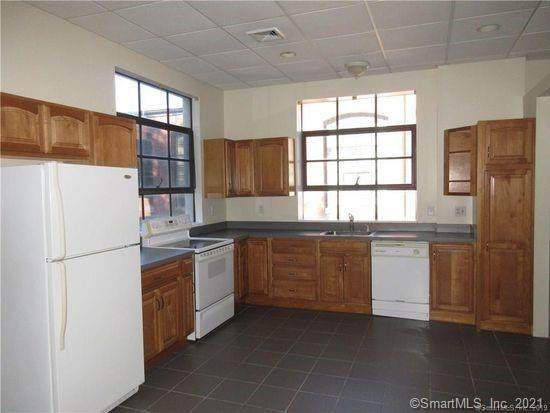 68 Thermos Avenue - Photo 1