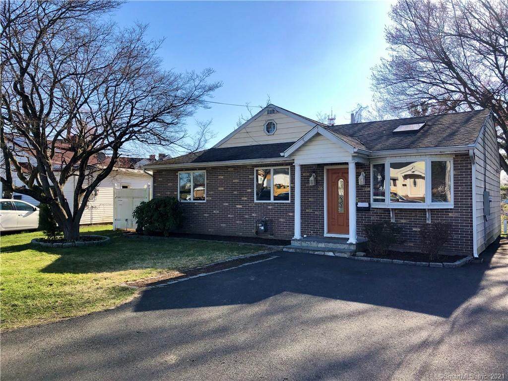 26 Oxford Court - Photo 1