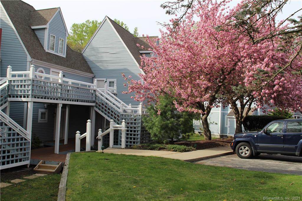 322 Old Pond Lane - Photo 1