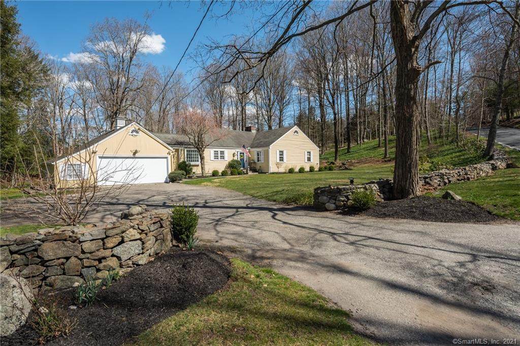 5 Taunton Lane - Photo 1