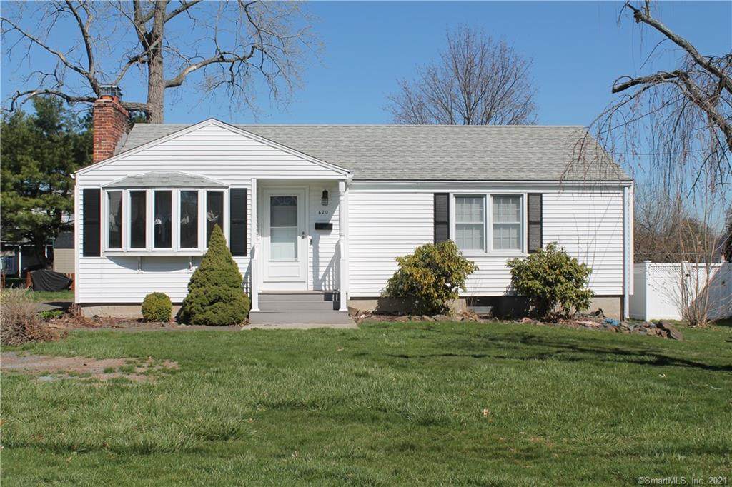 620 Nott Street - Photo 1
