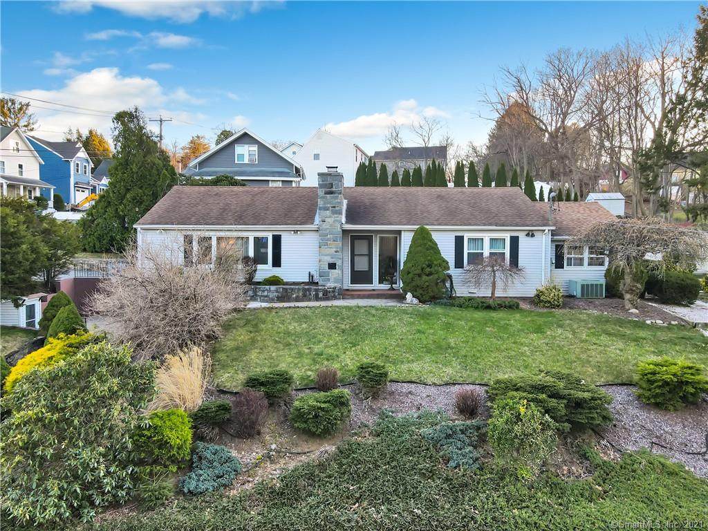 200 Riverview Avenue - Photo 1