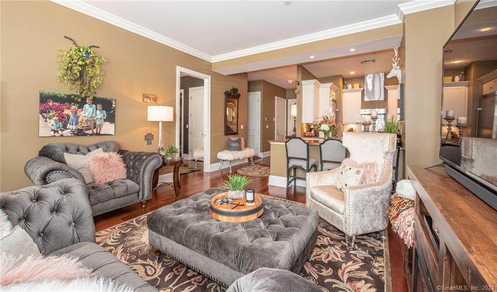 100 Stone Ridge Way - Photo 1