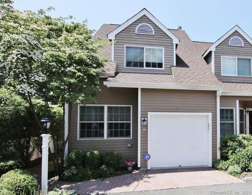 193 Hamilton Avenue - Photo 1