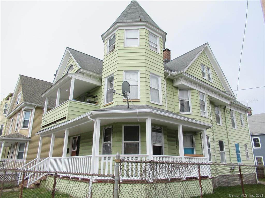 592 Atlantic Street - Photo 1