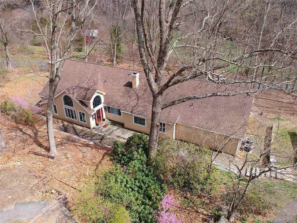 125 Flanders Road - Photo 1