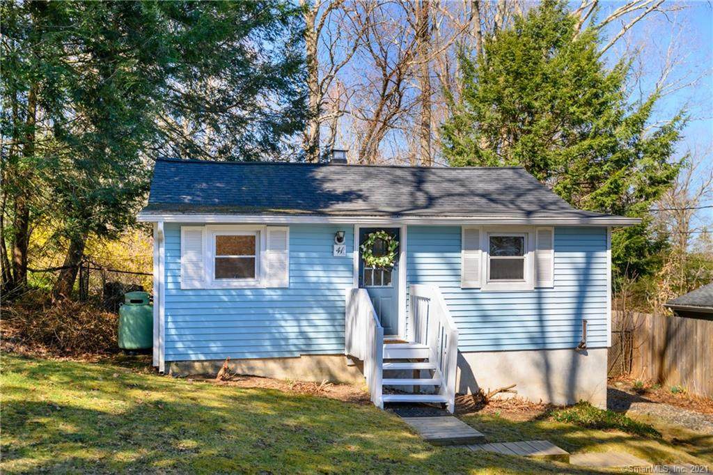 41 Farview Drive - Photo 1