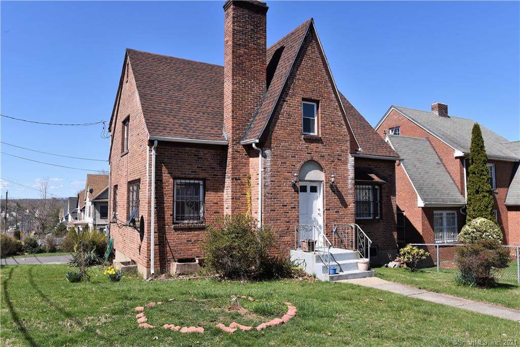 470 Broadview Terrace - Photo 1