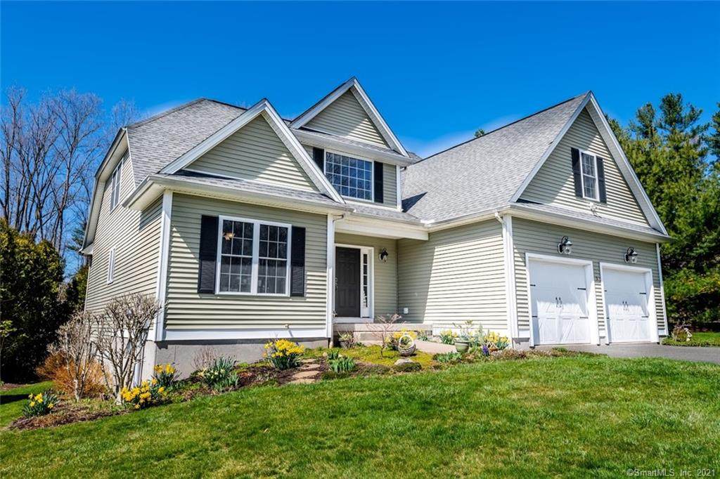 5 Briarwood Lane - Photo 1
