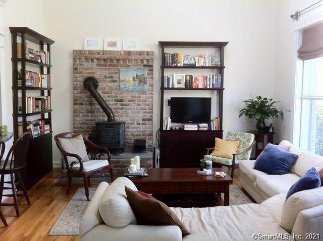 118 Washington Street - Photo 1