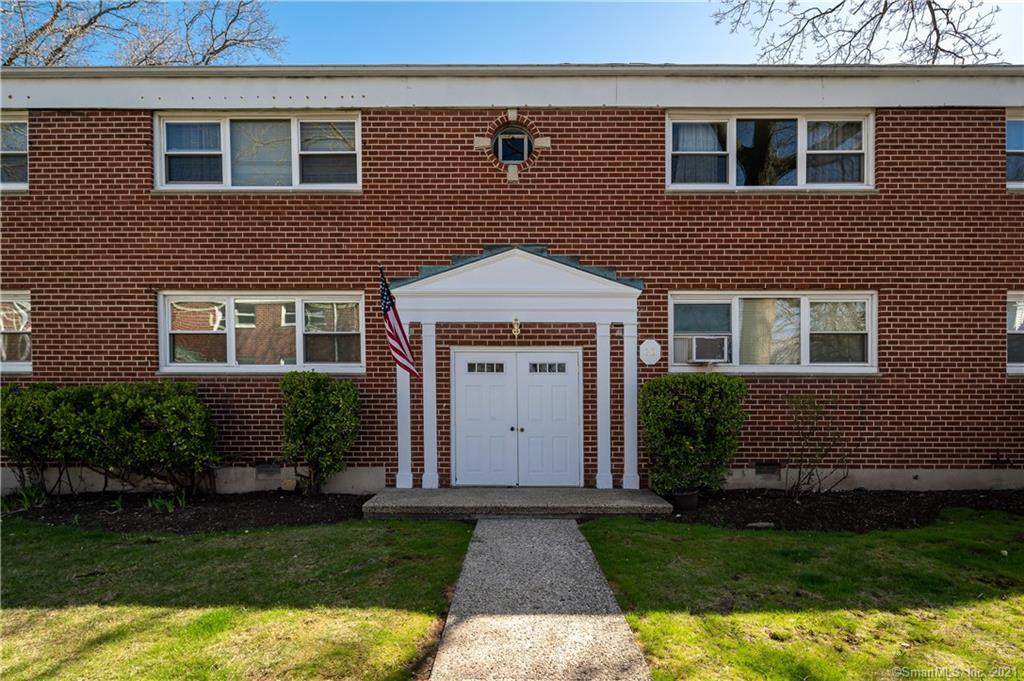 26 Courtland Avenue - Photo 1