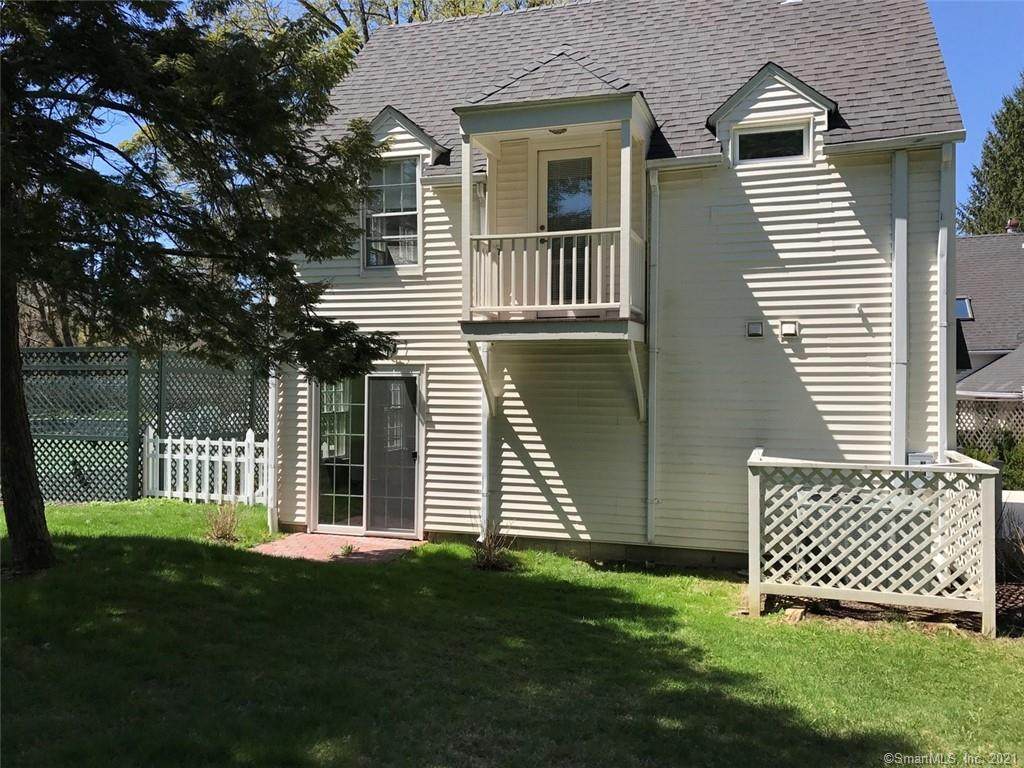 9 Great Elm Road - Photo 1