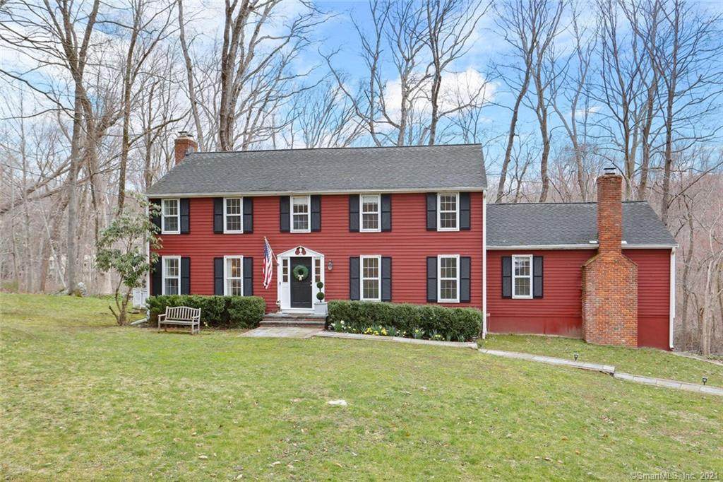 66 Welles Lane - Photo 1
