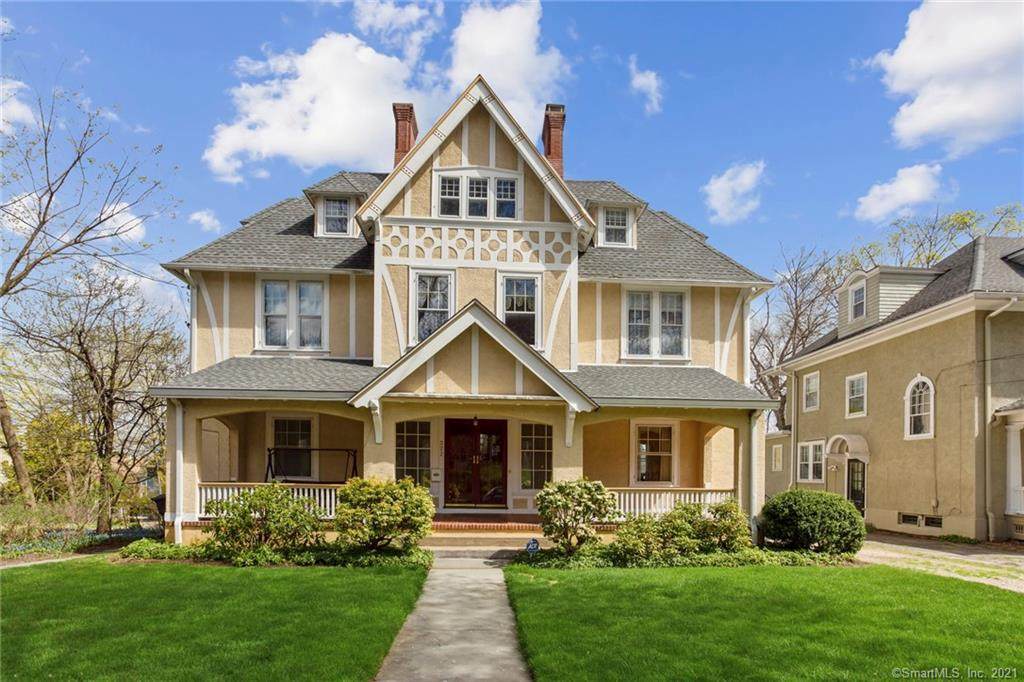 222 Beacon Street - Photo 1