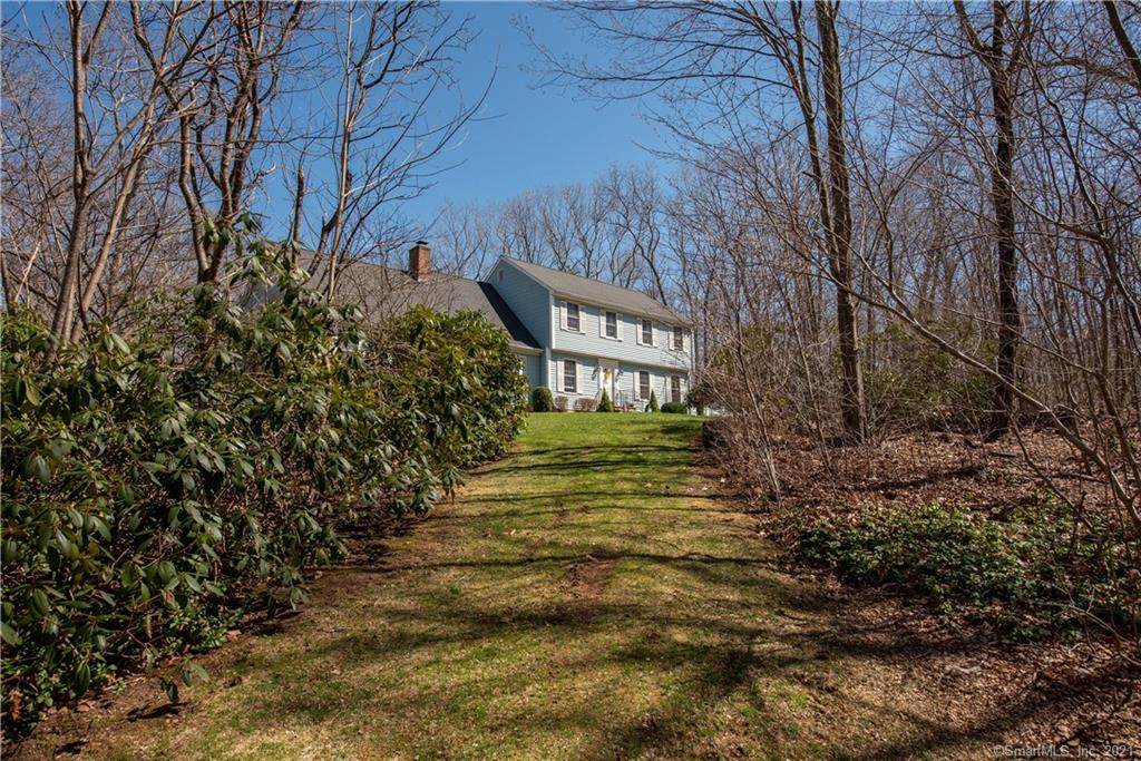 4 Laurel Ridge Road - Photo 1