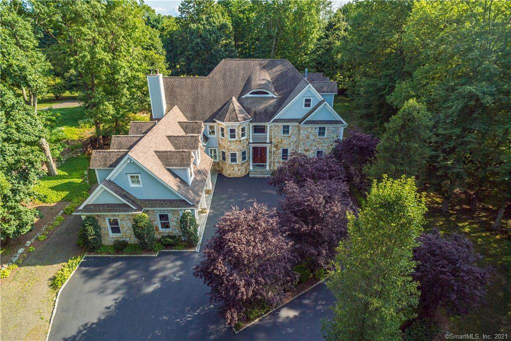 536 Roxbury Road - Photo 1
