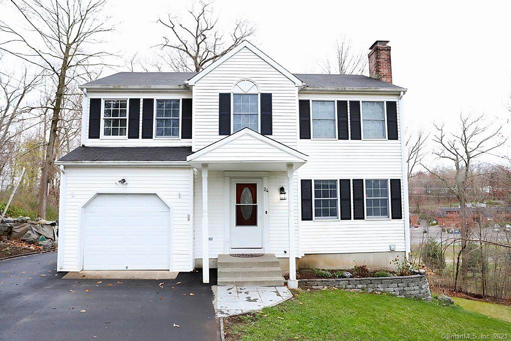24 Deepwood Drive - Photo 1