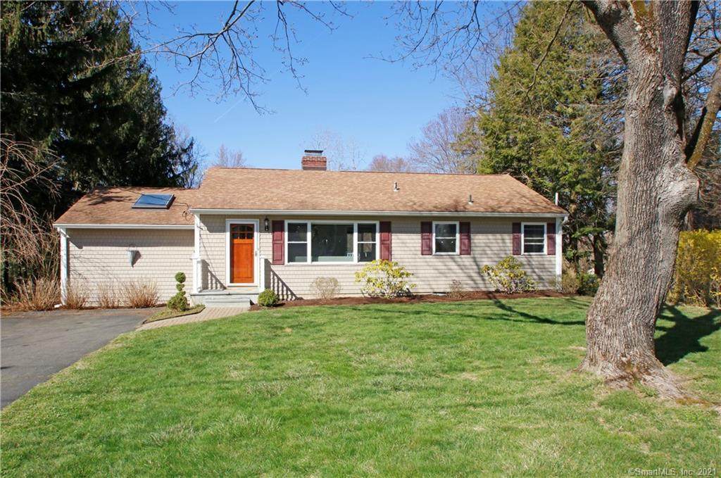3 Fieldstone Drive - Photo 1