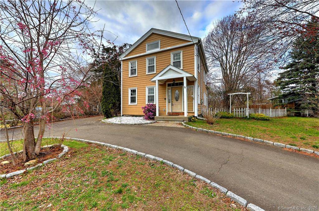 35 Oronoque Road - Photo 1