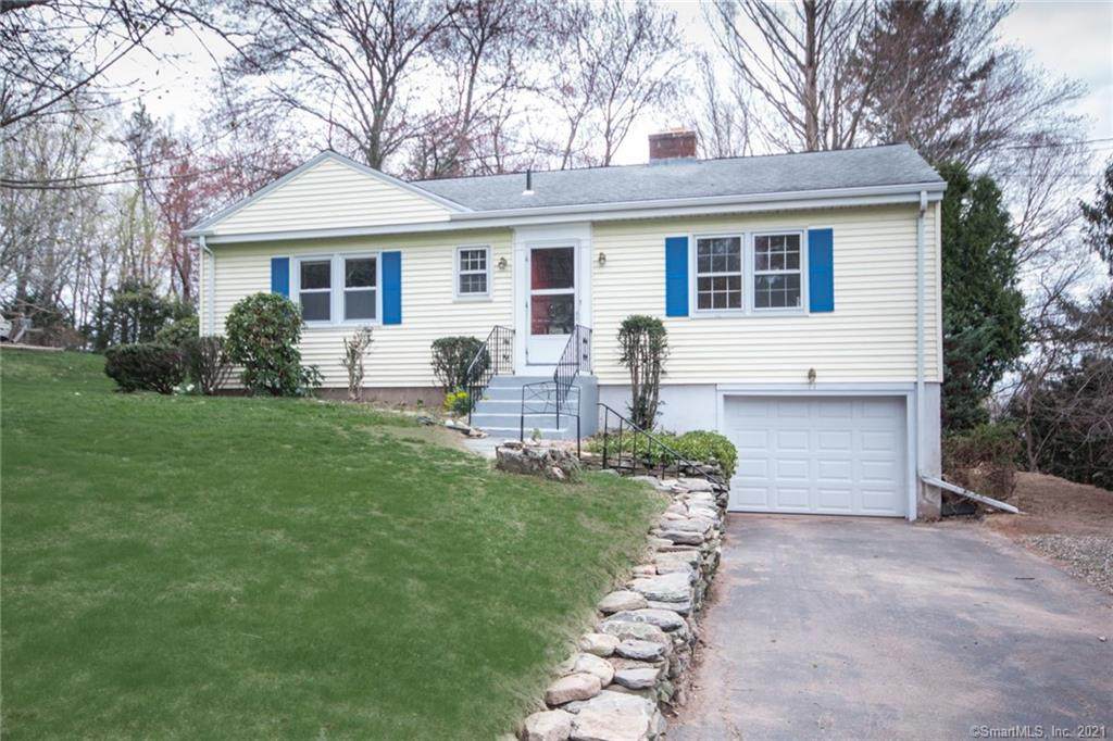 11 Sunnyview Drive - Photo 1