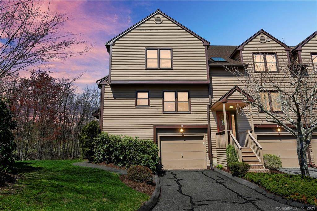 11 Rockview Circle - Photo 1