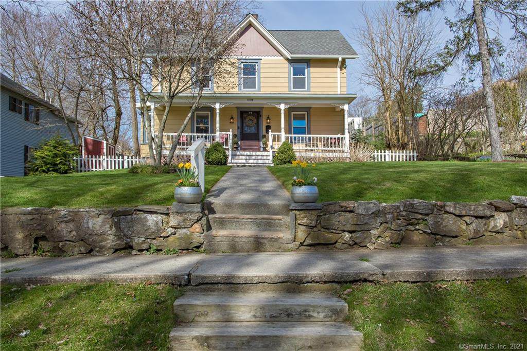 112 Charles Colman Boulevard - Photo 1