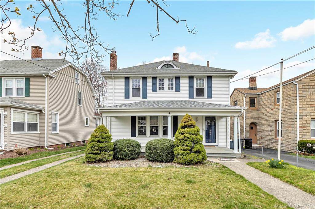 399 Center Street - Photo 1
