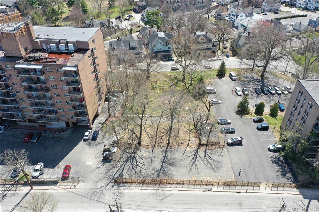 134 Hillside Avenue - Photo 1