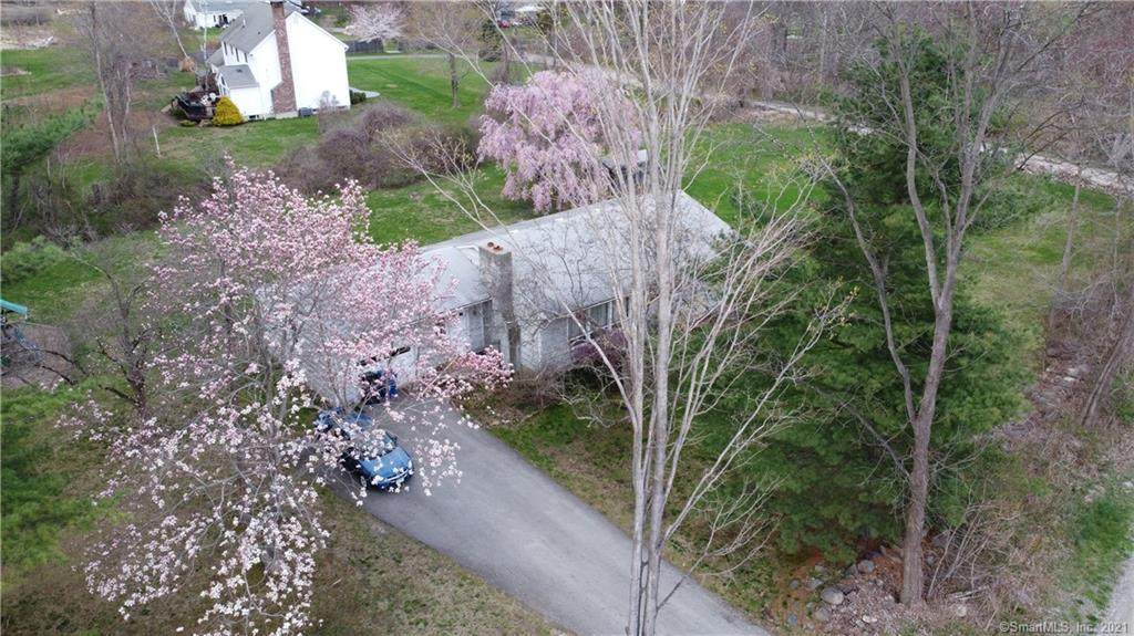 4 Dingle Brook Road - Photo 1