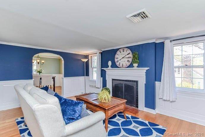 45 Onlook Road - Photo 1