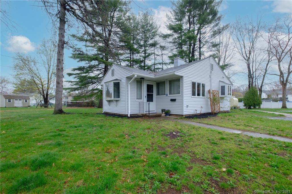 11 Pinecrest Drive - Photo 1