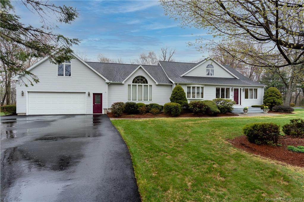 35 Pine Hill Road - Photo 1