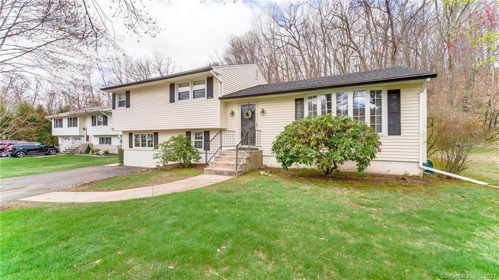 16 Badger Road - Photo 1