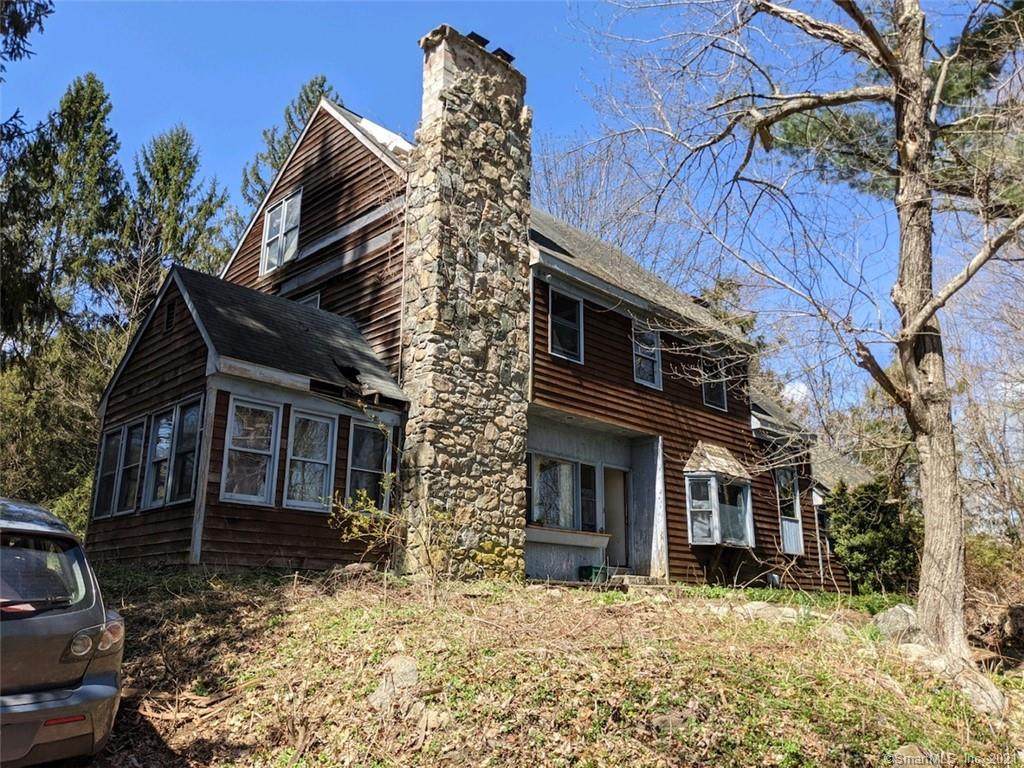 52 Flat Swamp Road - Photo 1