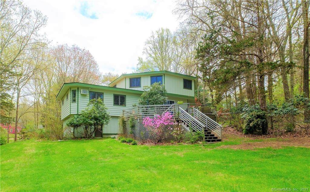 25 Coachman Pike - Photo 1