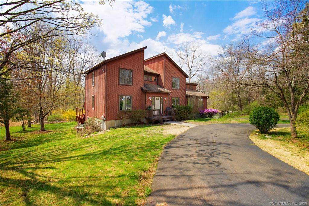 142 Darley Drive - Photo 1