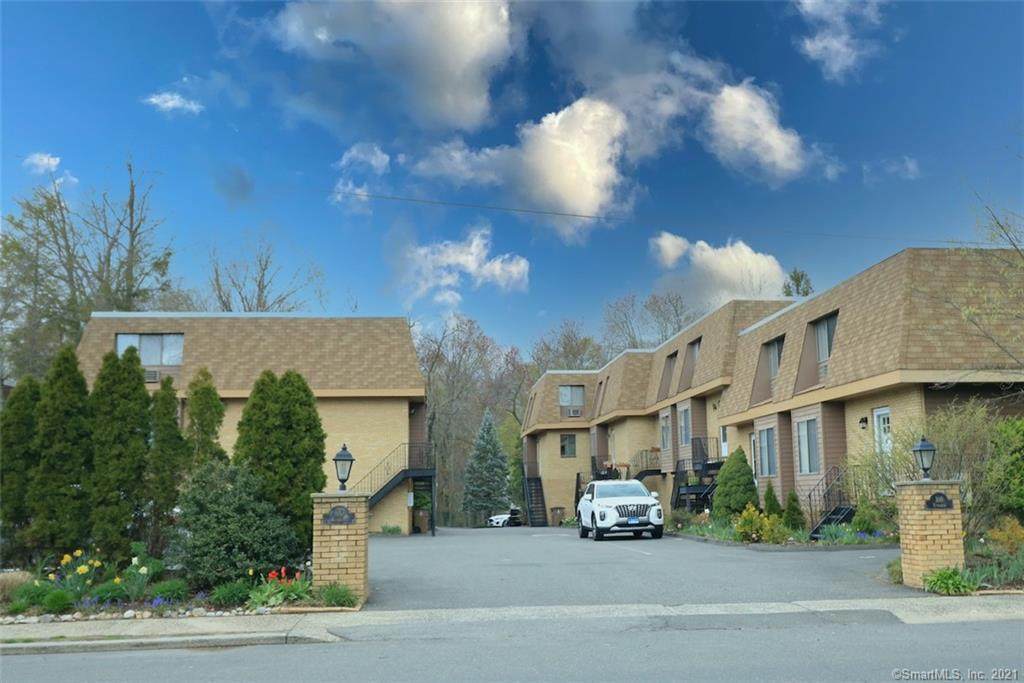 100 Maple Tree Avenue - Photo 1