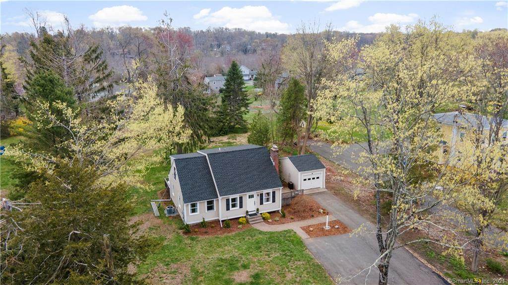 109 Damascus Road - Photo 1